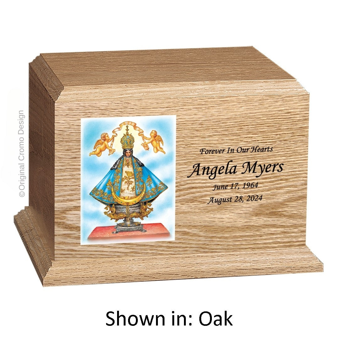 Catholic cremation urn with Infant of Prague Wood finish by Cromo NB