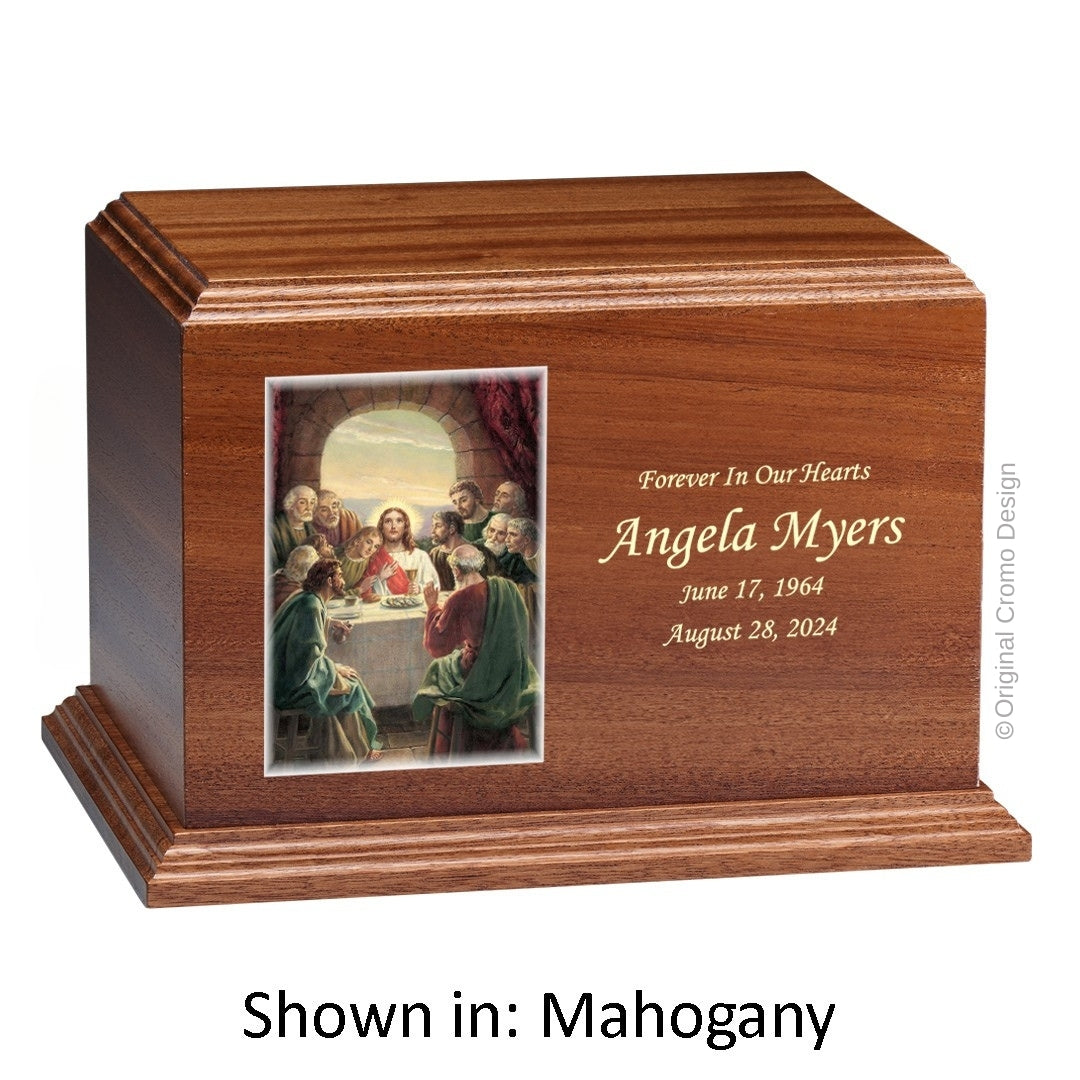 Catholic cremation urn with Twin Hearts Wood finish by Cromo NB