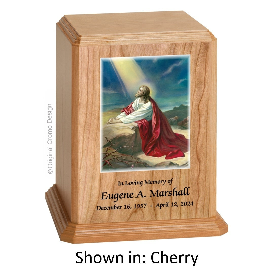Catholic cremation urn with Saint Joseph Wood finish by Cromo NB
