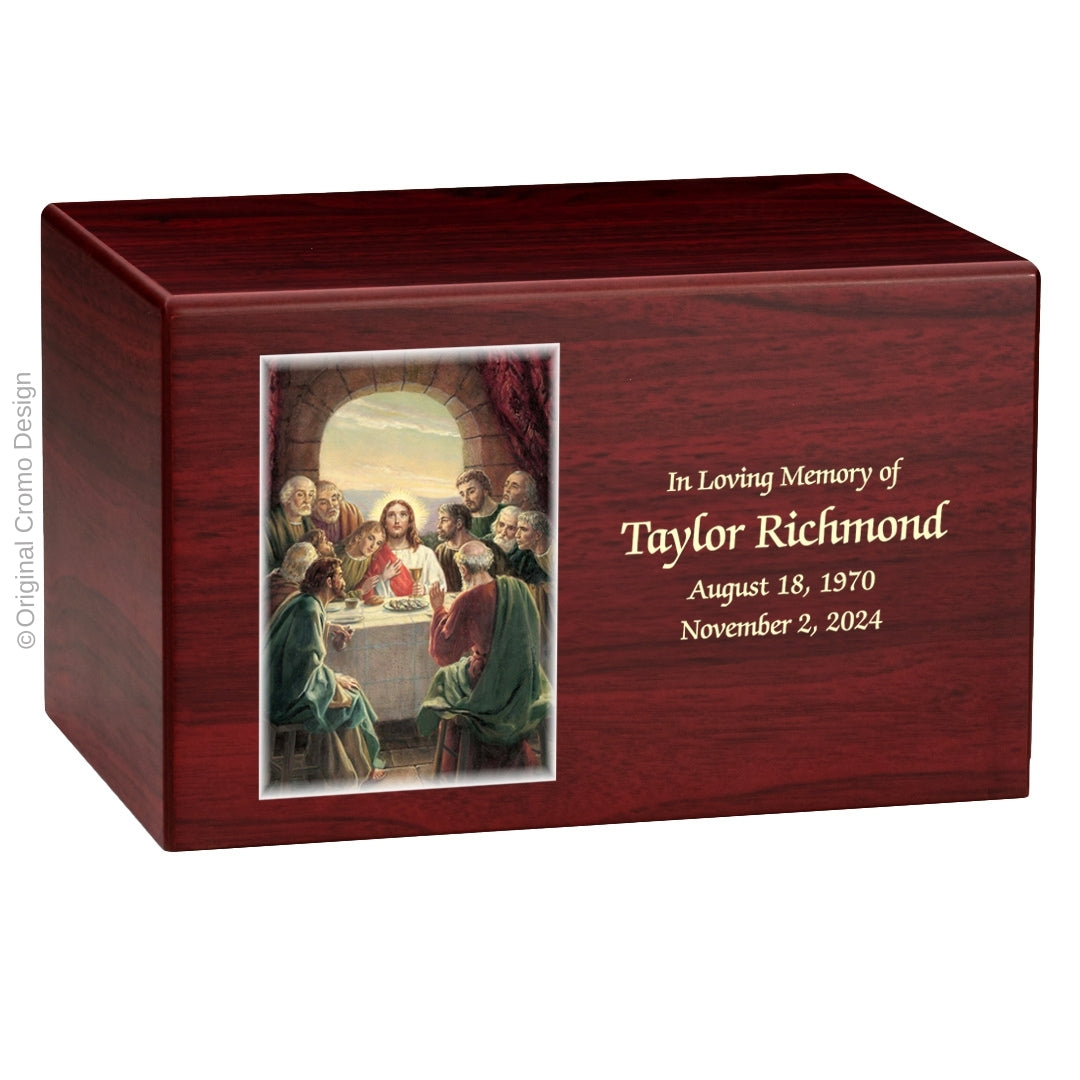 Catholic cremation urn with Madonna of The Street Wood finish by Cromo NB