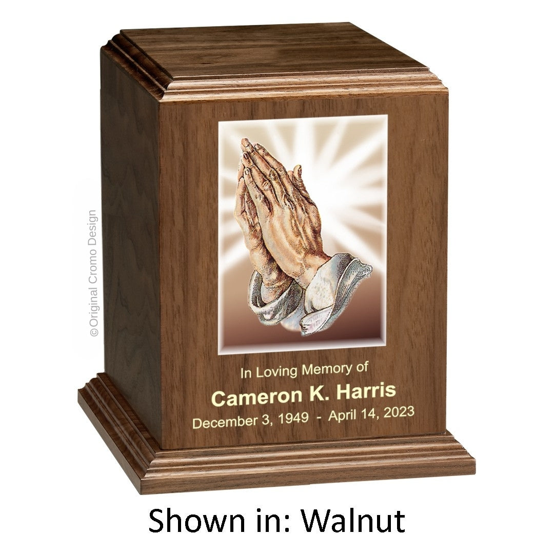 Catholic cremation urn with Praying Hands Wood finish by Cromo NB