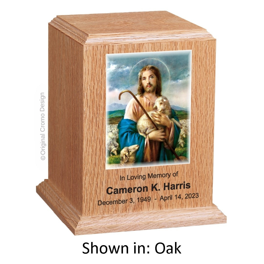 Catholic cremation urn with Jesus Praying Wood finish by Cromo NB