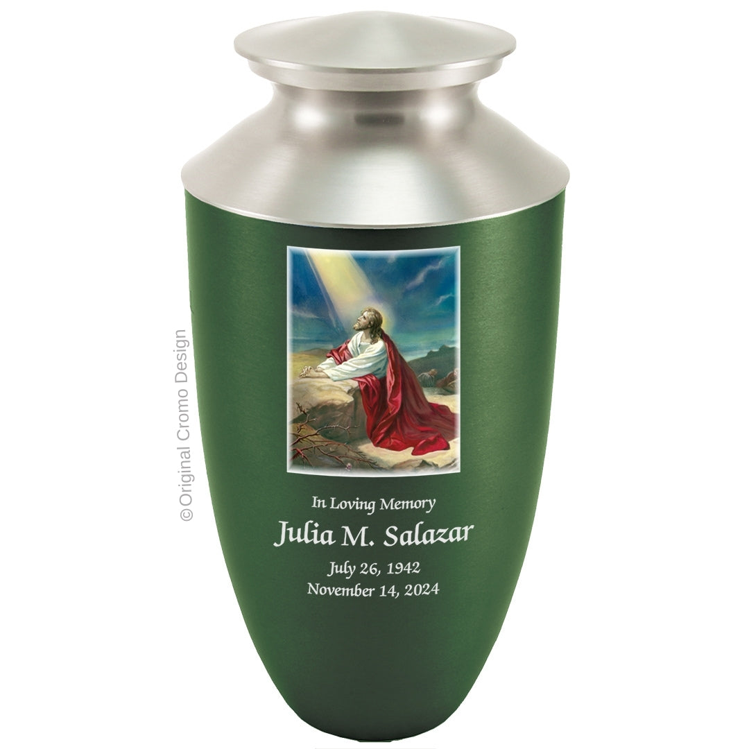 Catholic cremation urn with Jesus Praying Wood finish by Cromo NB