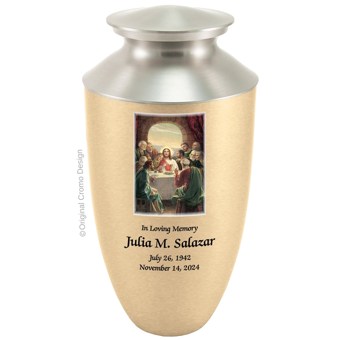 Catholic cremation urn with Last Supper Wood finish by Cromo NB