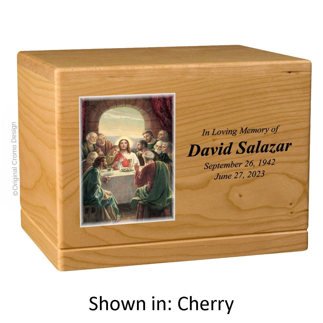 Catholic cremation urn with Last Supper  Wood finish by Cromo NB