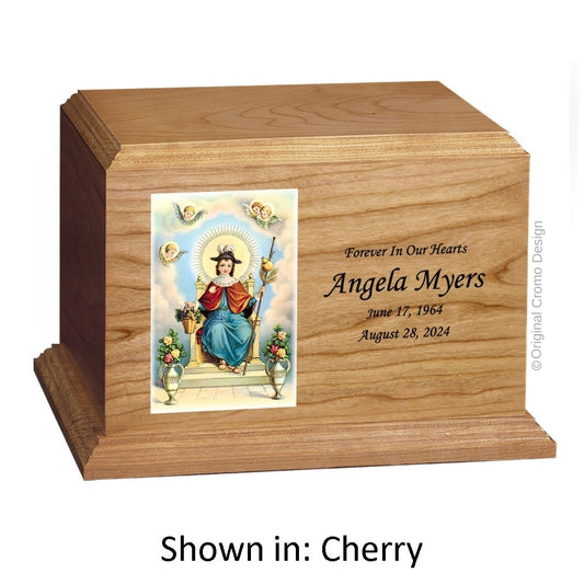 Catholic cremation urn with Child of Atocha  Wood finish by Cromo NB