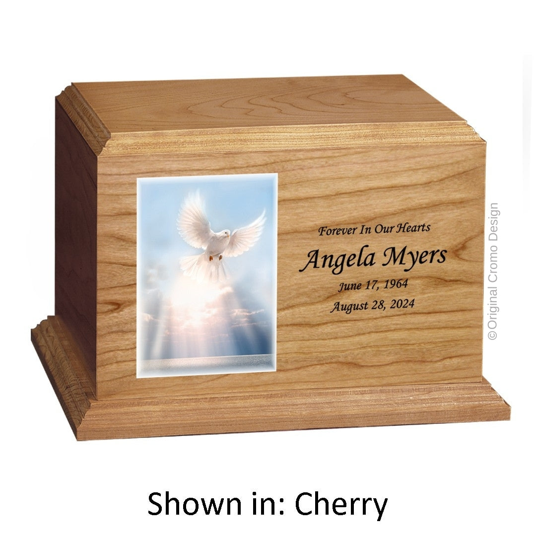Catholic cremation urn with Divine Mercy Spanish  Wood finish by Cromo NB