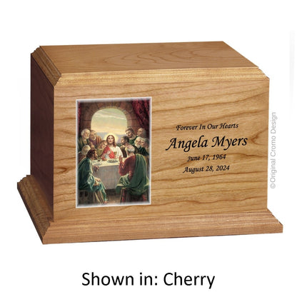 Catholic cremation urn with Saint Therese  Wood finish by Cromo NB