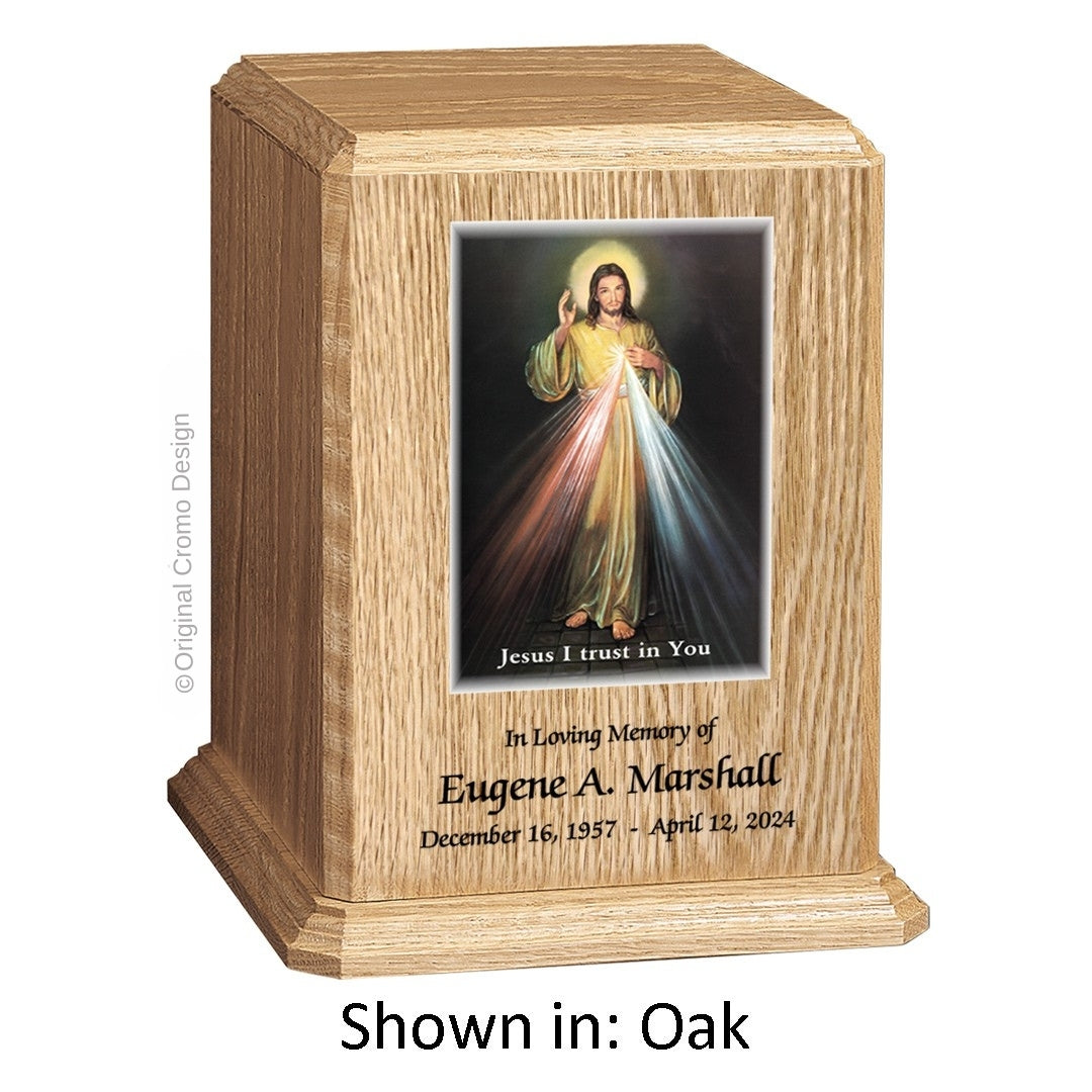 Catholic cremation urn with Divine Mercy English  Wood finish by Cromo NB