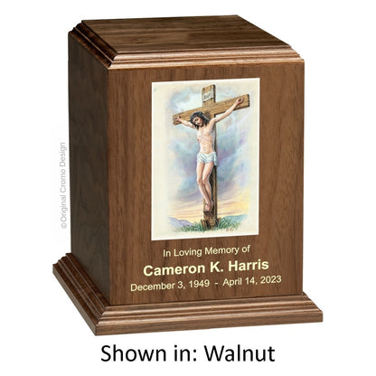 Catholic cremation urn with Crucifixion  Wood finish by Cromo NB