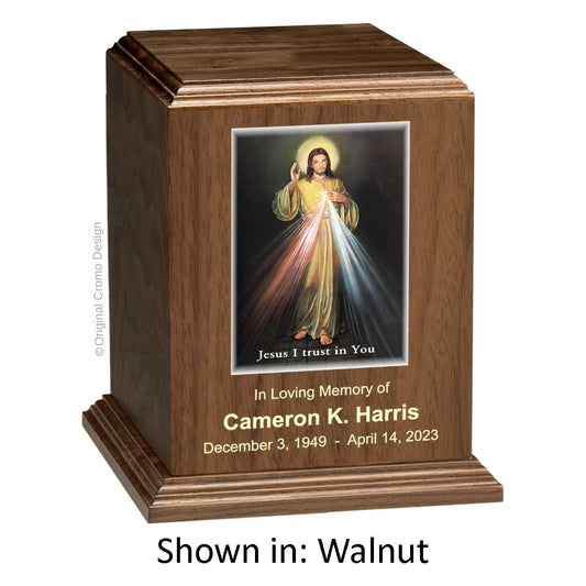 Catholic cremation urn with Divine Mercy English  Wood finish by Cromo NB