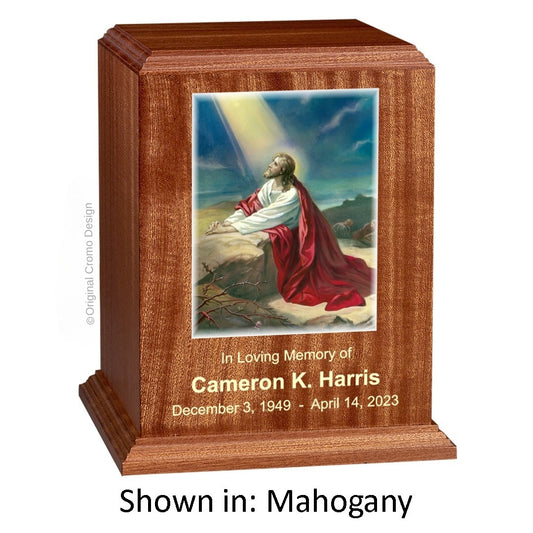 Catholic cremation urn with Jesus Praying  Wood finish by Cromo NB